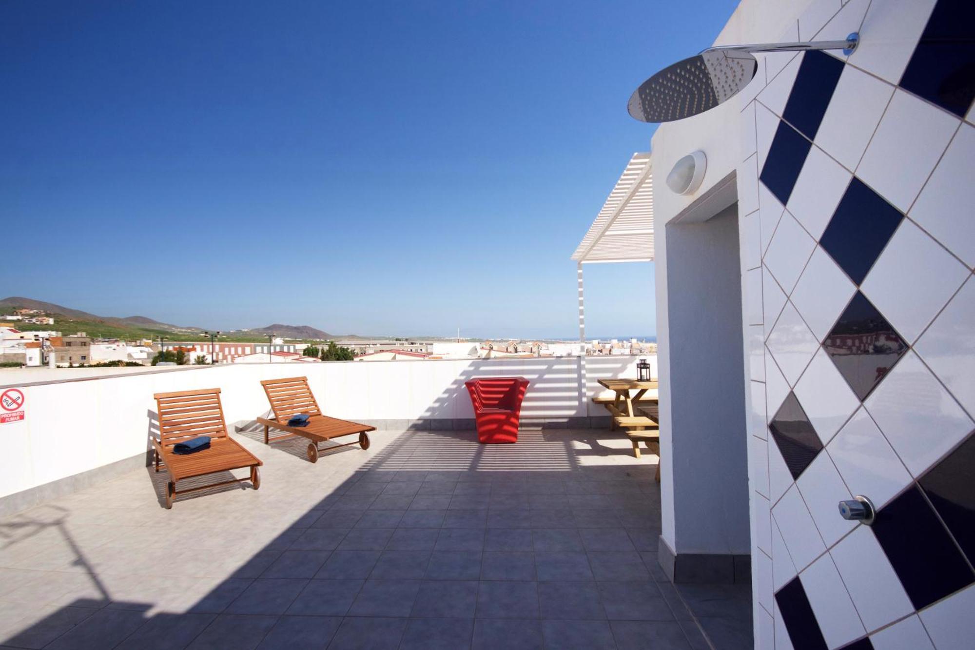 Apartamentos A 10 Minutos Del Aeropuerto Carrizal Exterior foto