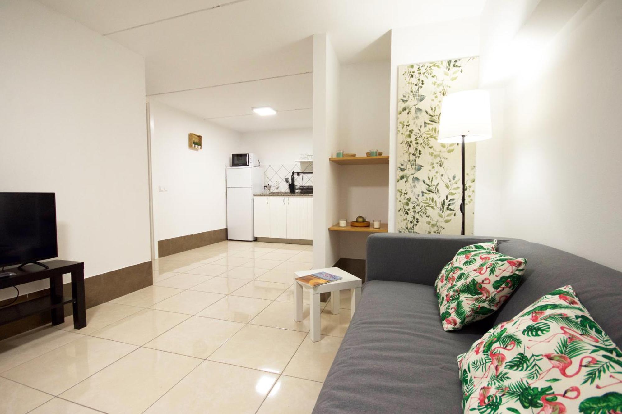 Apartamentos A 10 Minutos Del Aeropuerto Carrizal Exterior foto
