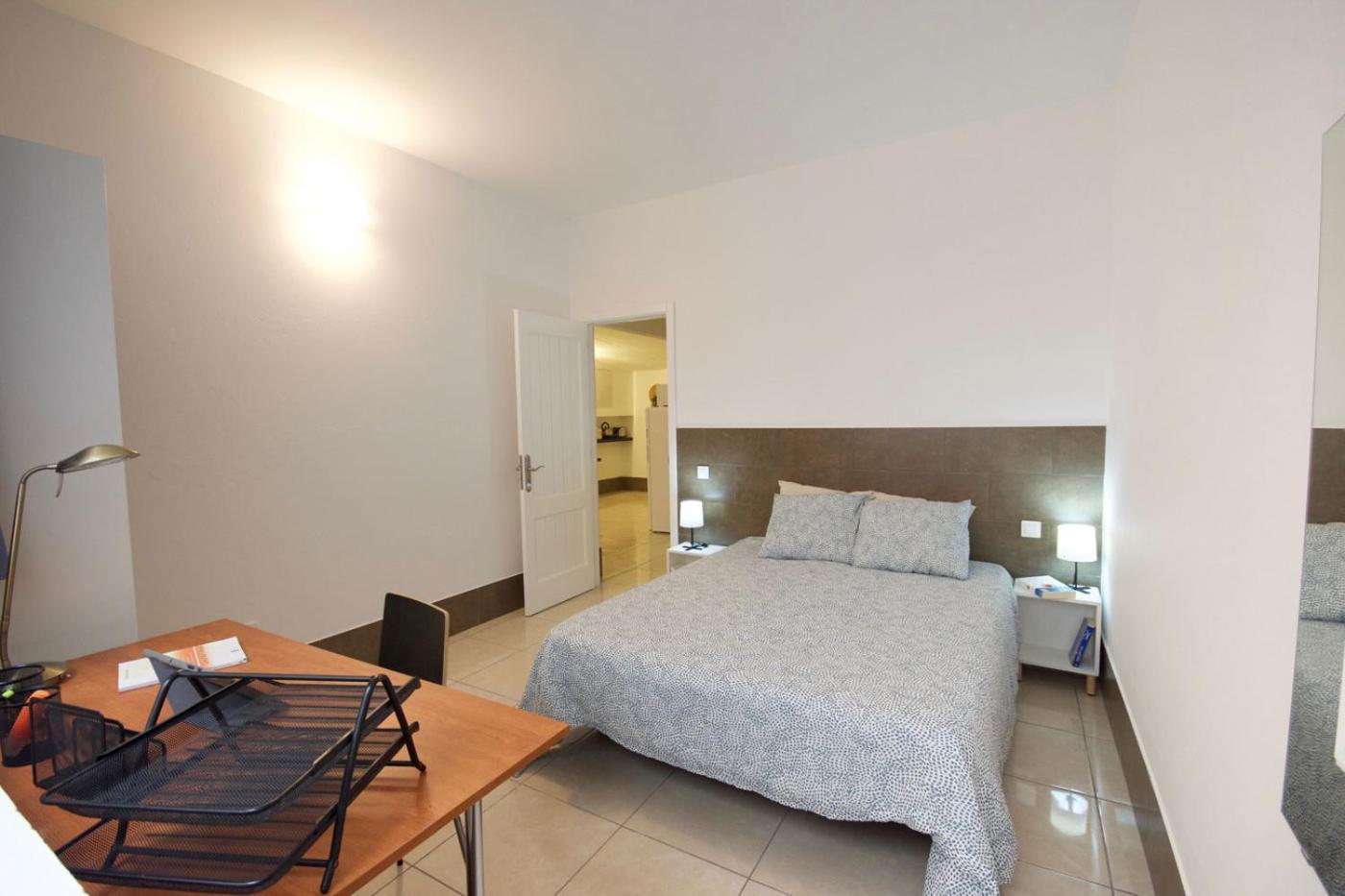 Apartamentos A 10 Minutos Del Aeropuerto Carrizal Zimmer foto